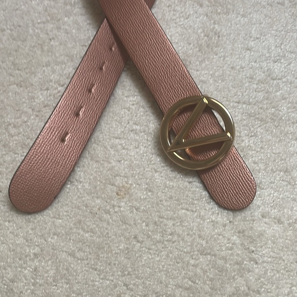 Valentino V Logo Belt - Picture 3 of 12